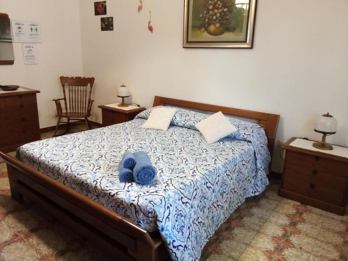 B & B Il Mirto 2 Sant'Antioco Ngoại thất bức ảnh